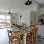 T2 Confortable Avec Parking - Bourg - Fr-1-319-602 Apartman *